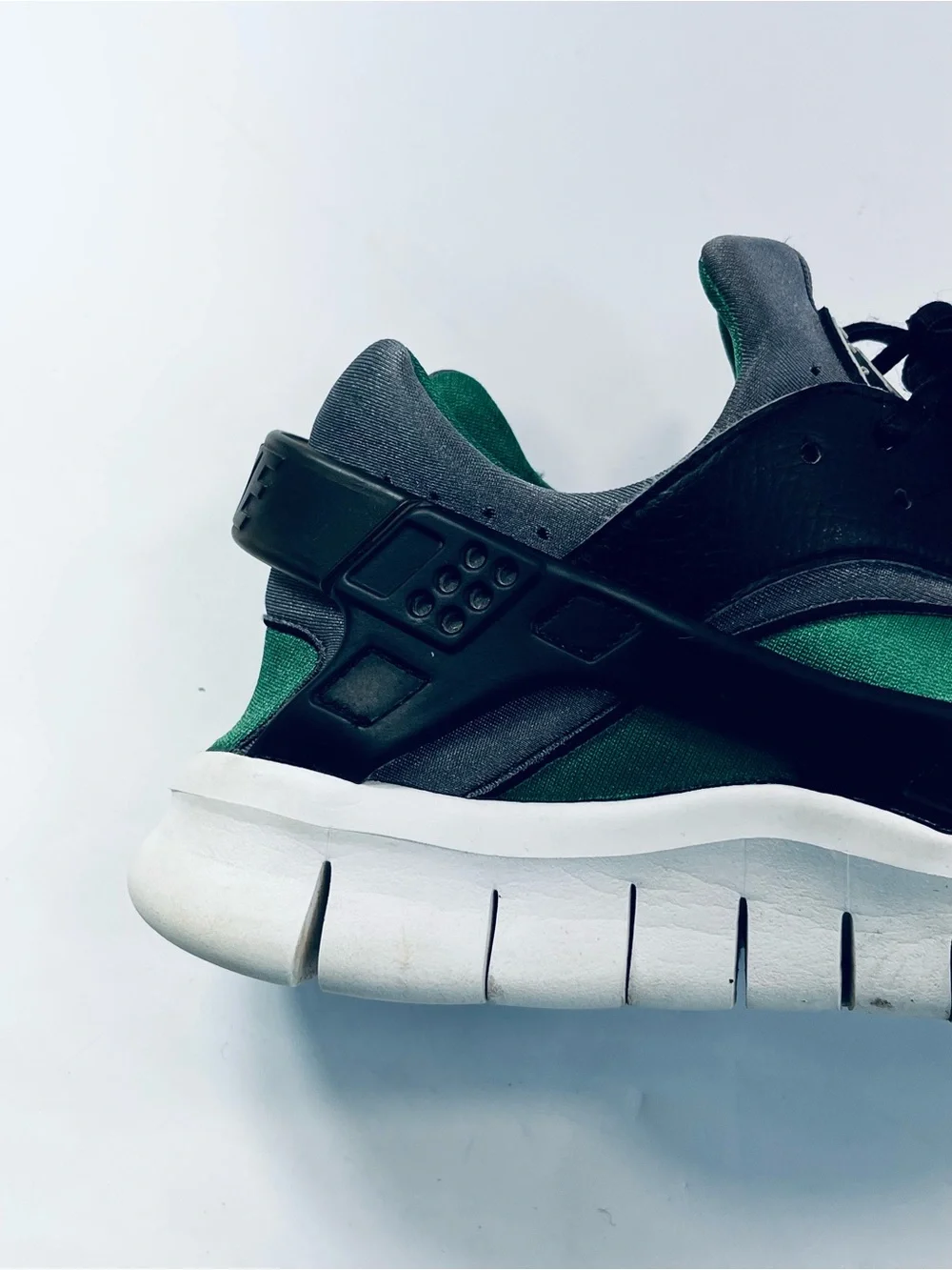 Nike Huarache Free Run Black Green  Running Shoes #510801-031 Men’s Size:10.5